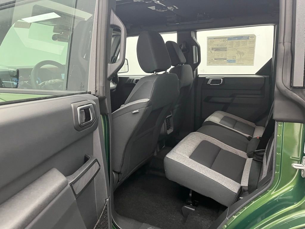 New 2025 Ford Bronco 4-Door image 27