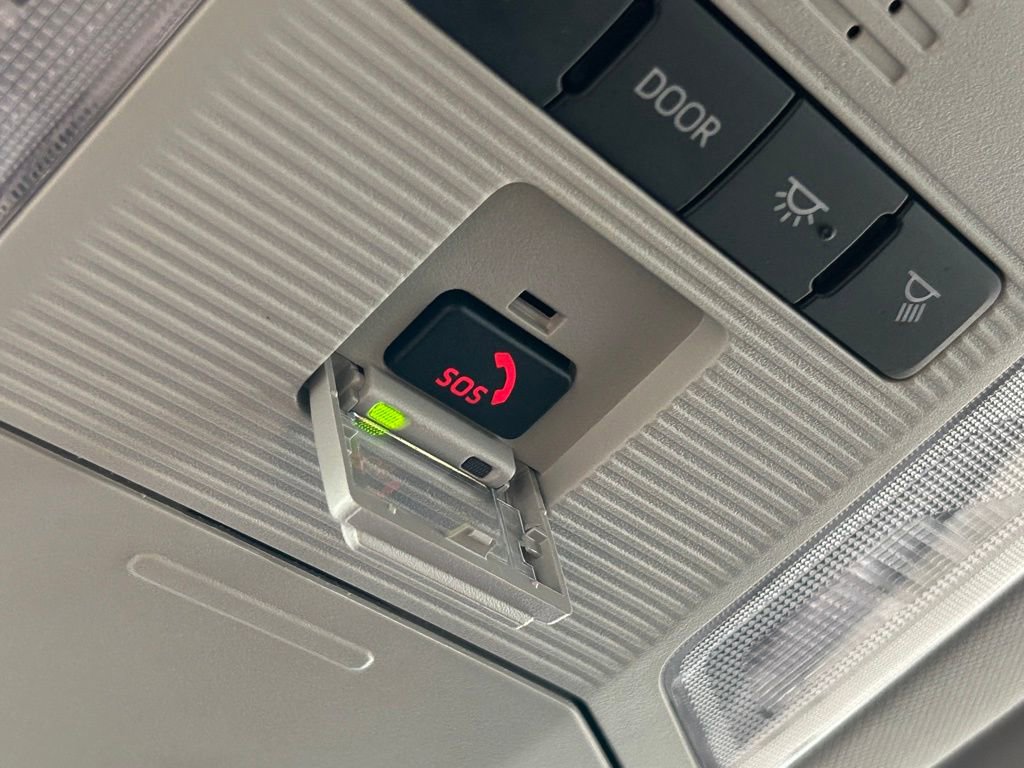 Used 2025 Toyota RAV4 LE image 47