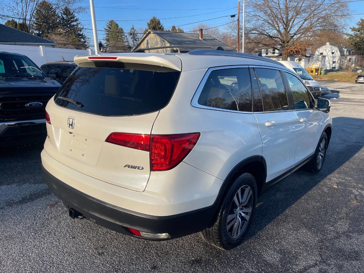 Used 2017 Honda Pilot EX-L image 6
