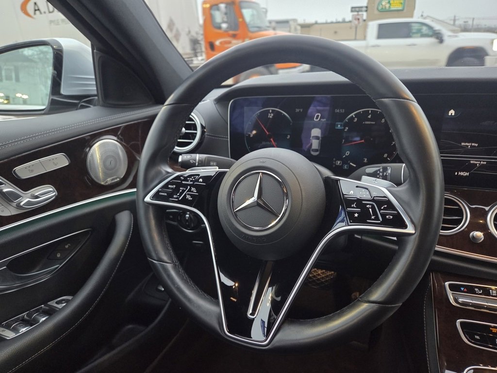 Used 2022 Mercedes-Benz E 350 4MATIC Sedan image 19