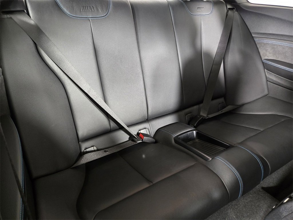 Used 2018 BMW M2 image 19