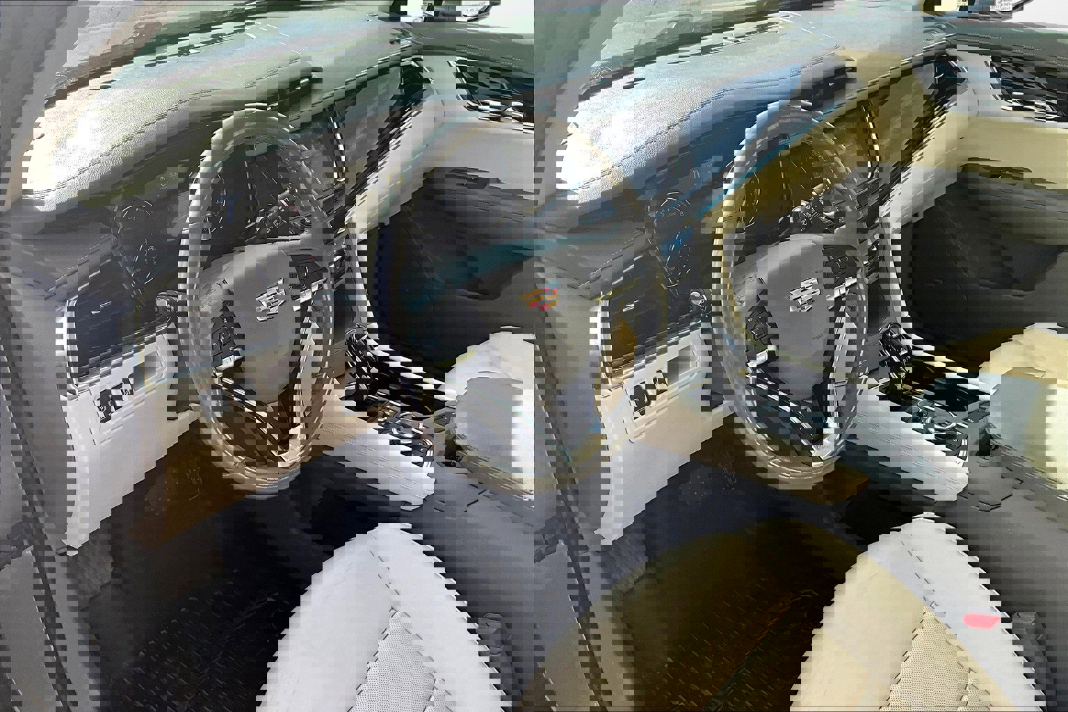 Used 2020 Cadillac XT6 Premium Luxury image 21