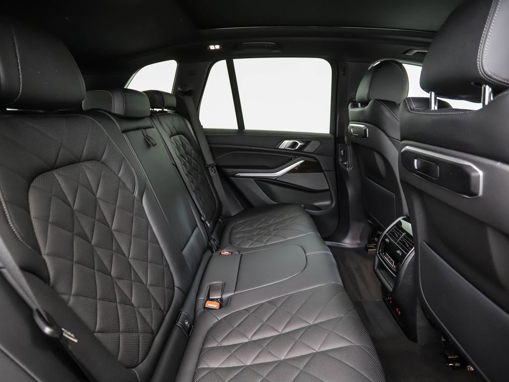 Certified 2024 BMW X5 xDrive40i w/ Premium Package image 27