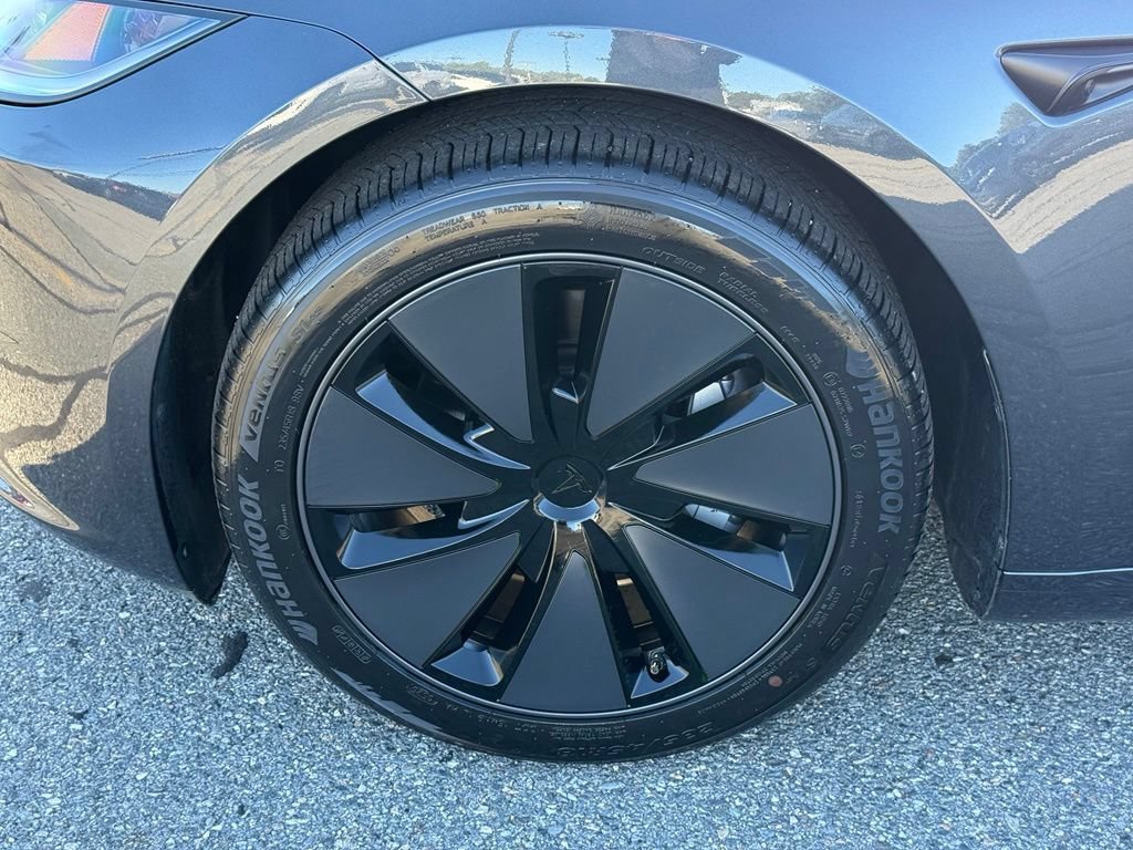 Used 2025 Tesla Model 3 Long Range RWD image 10