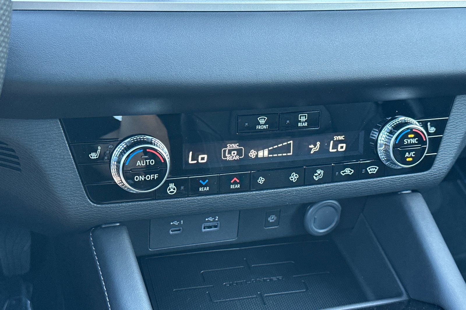 New 2025 Mitsubishi Outlander SEL image 20