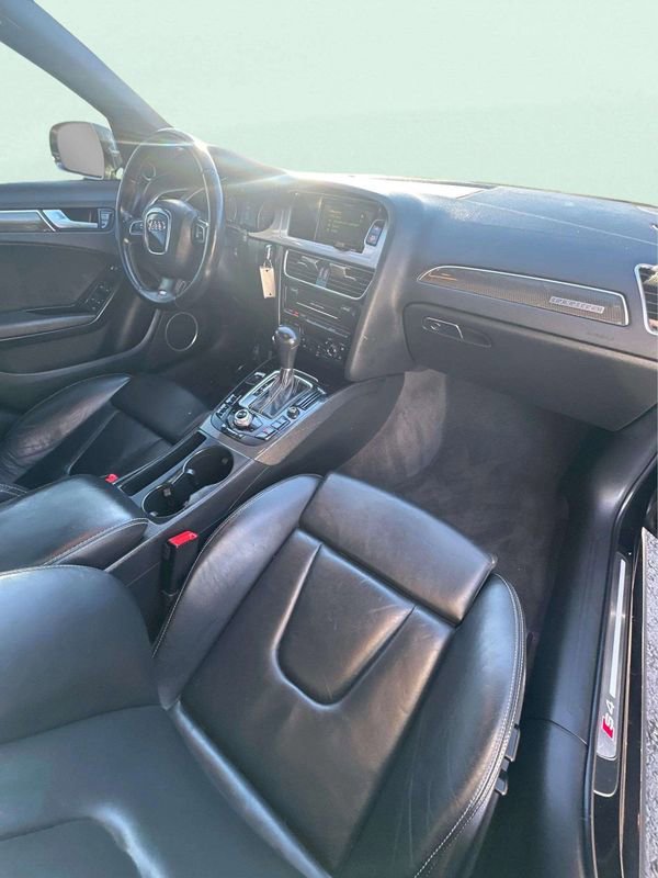 Used 2010 Audi S4 Premium Plus image 5