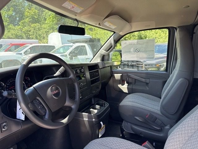 New 2026 GMC Savana 2500 w/ Driver Convenience Package RWD image 10