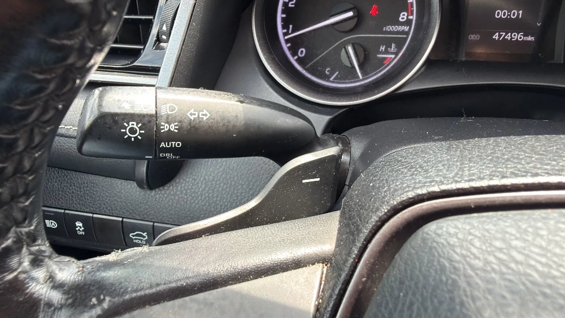 Used 2021 Toyota Camry SE FWD image 14
