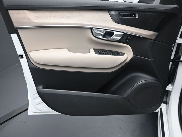 New 2026 Volvo XC90 B6 Ultra w/ Protection Package Premier image 20