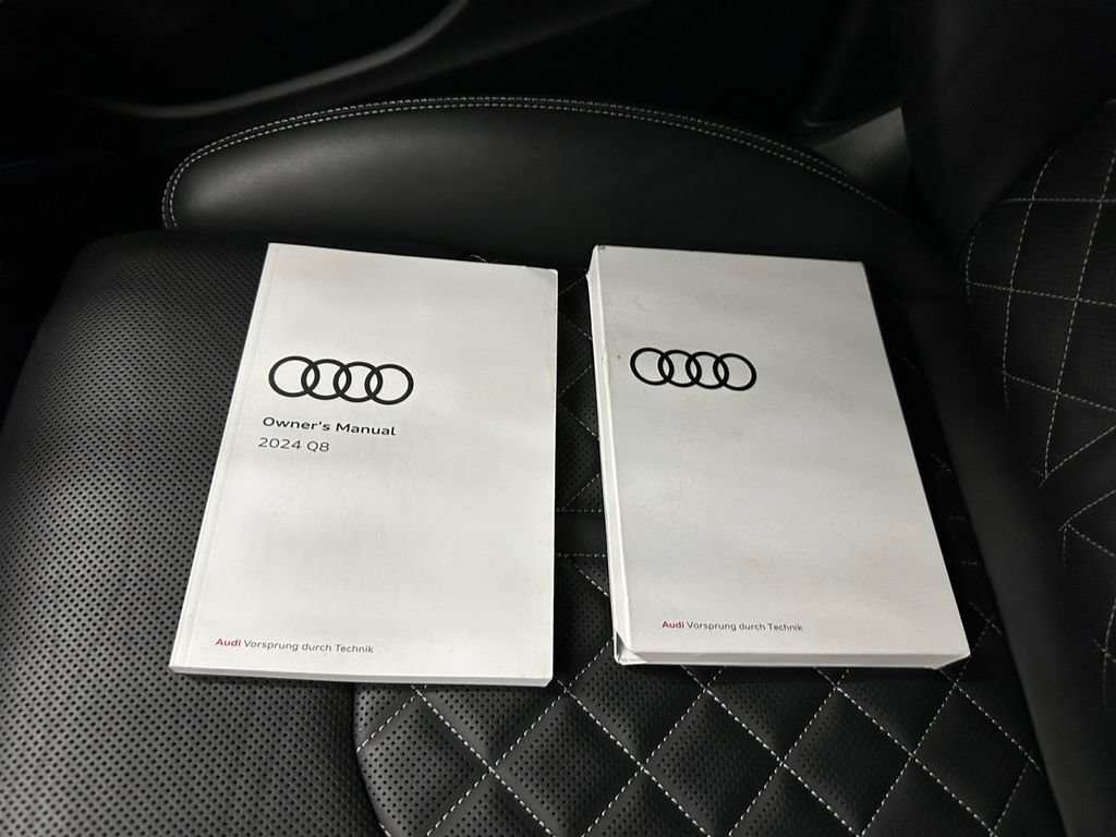 Used 2024 Audi SQ8 Prestige w/ Prestige Package AWD/4WD image 24