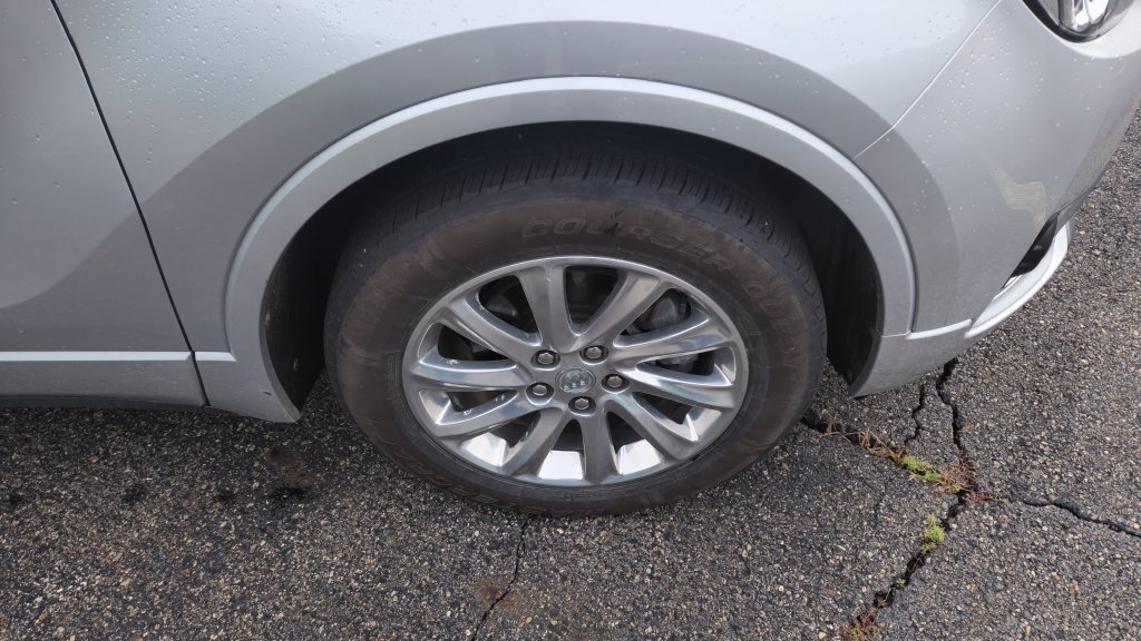 Used 2019 Buick Envision Essence AWD/4WD image 15