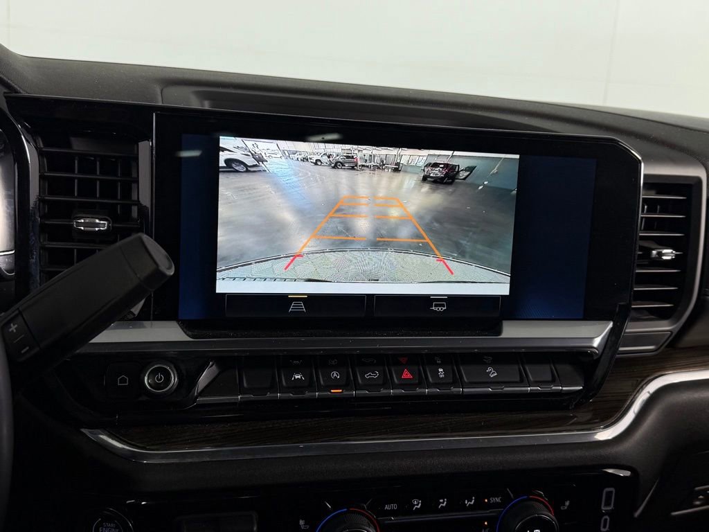 Used 2024 Chevrolet Silverado 1500 LT w/ Z71 Off-Road Package image 13