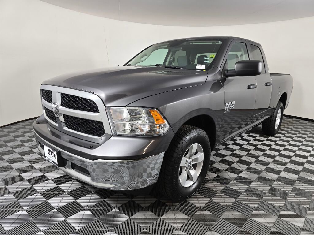 Used 2024 RAM 1500 Classic SLT image 7