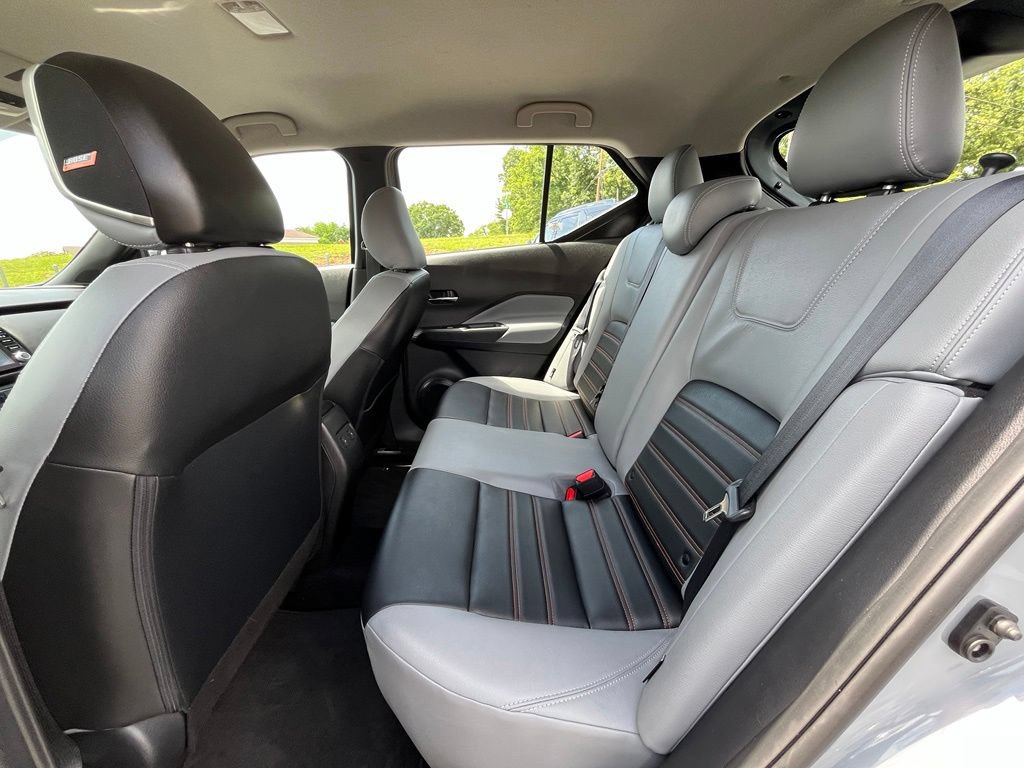 Used 2023 Nissan Kicks SR w/ SR Premium Package FWD image 22