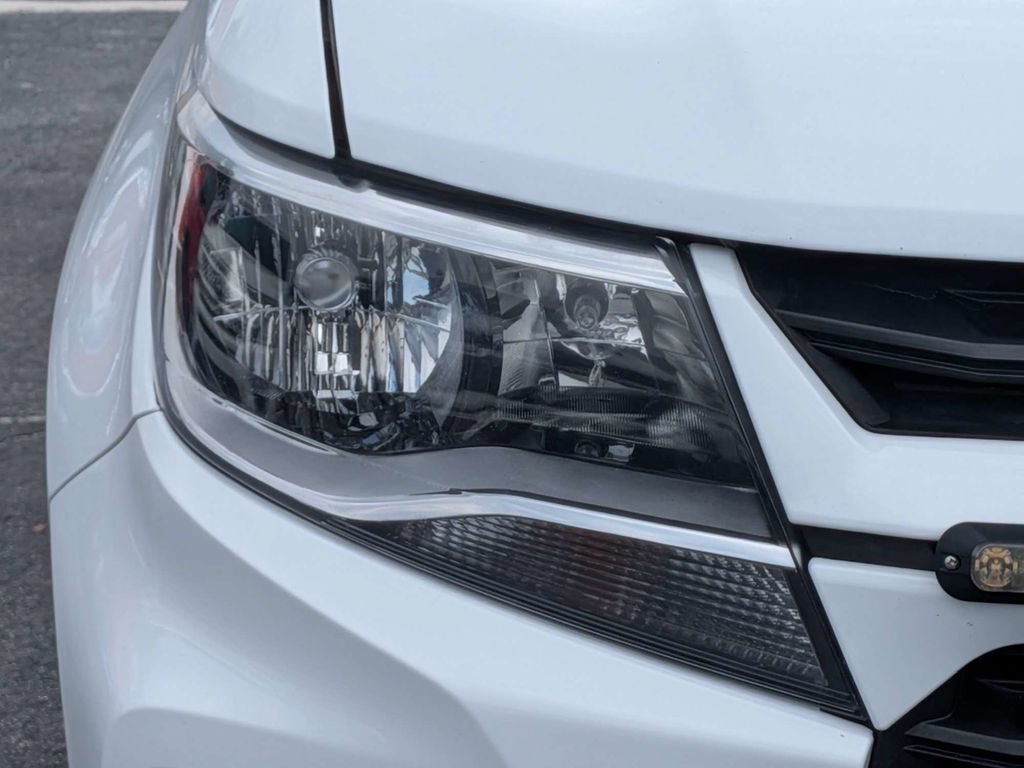 Used 2022 Chevrolet Colorado LT w/ Fleet Safety Package RWD image 8