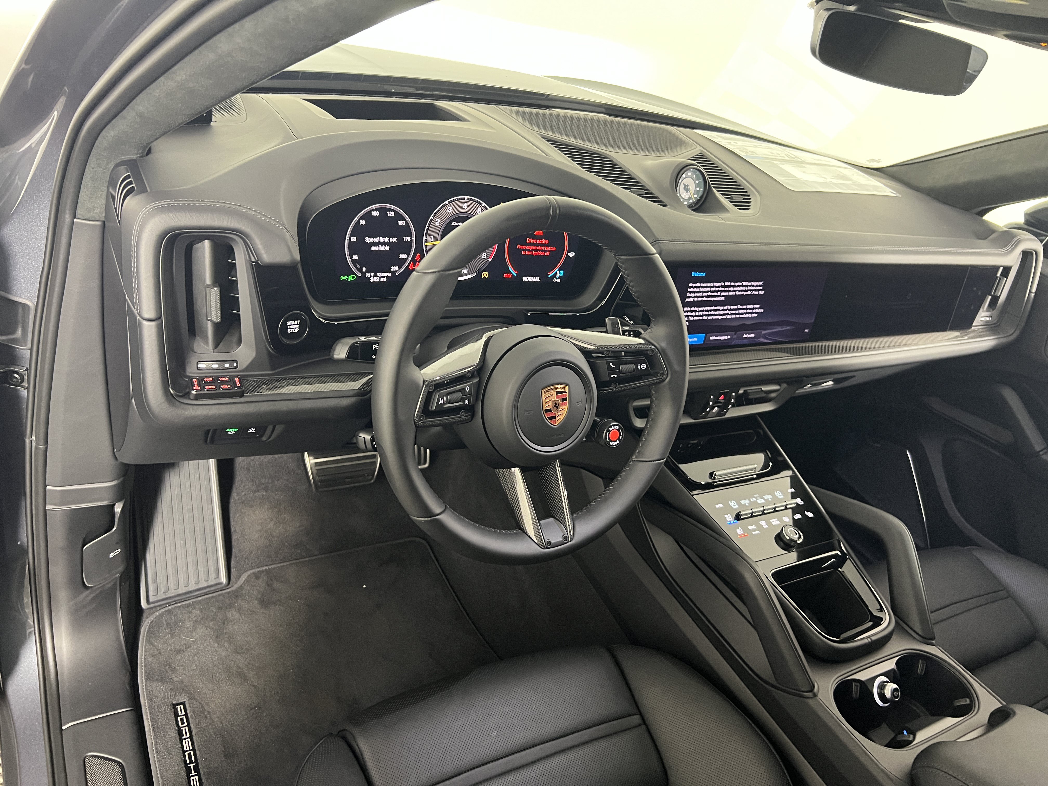 Certified 2026 Porsche Cayenne Turbo GT AWD/4WD image 4
