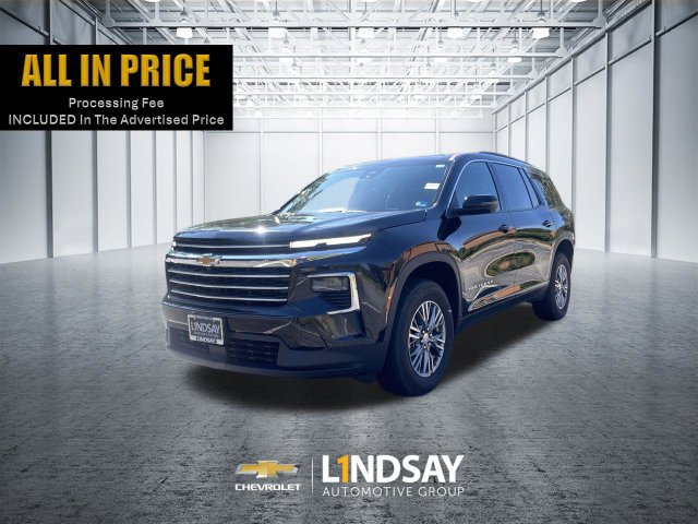 Certified 2026 Chevrolet Traverse LT w/ Driver Confidence Package FWD image 1