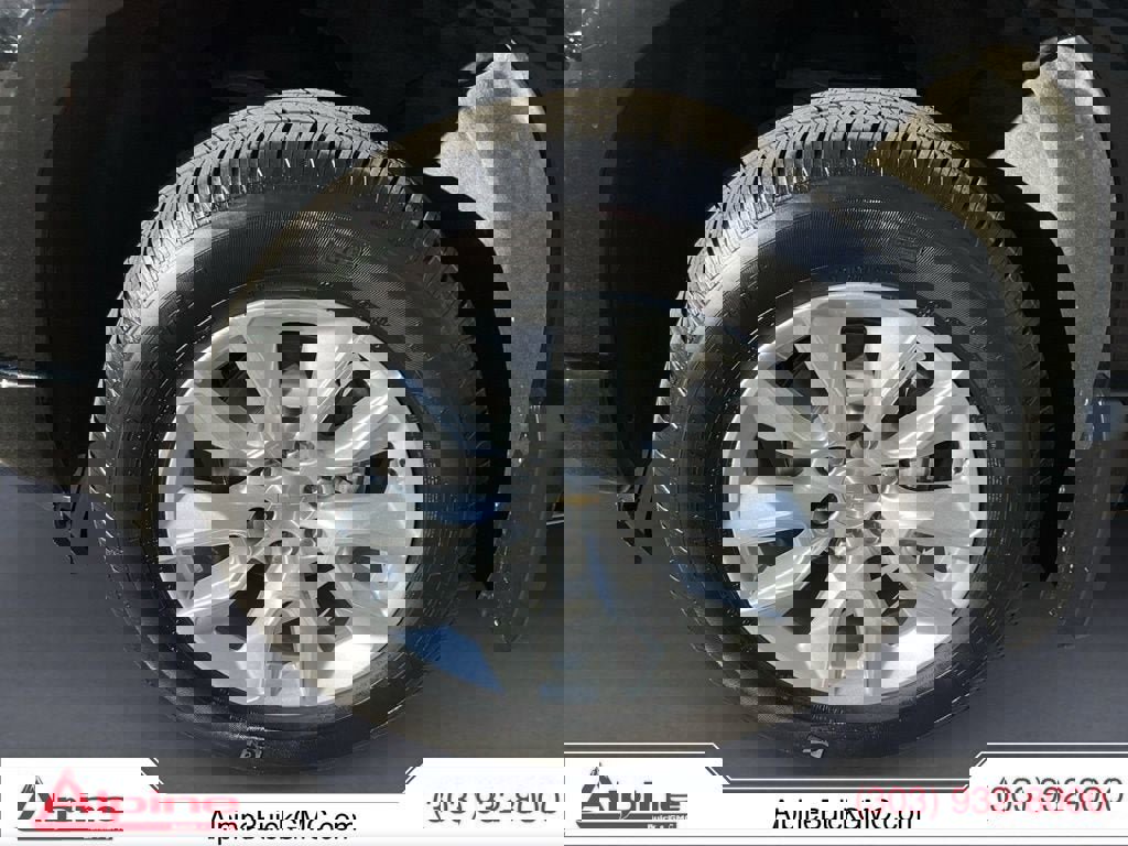 Certified 2023 Chevrolet Silverado 1500 Custom AWD/4WD image 14