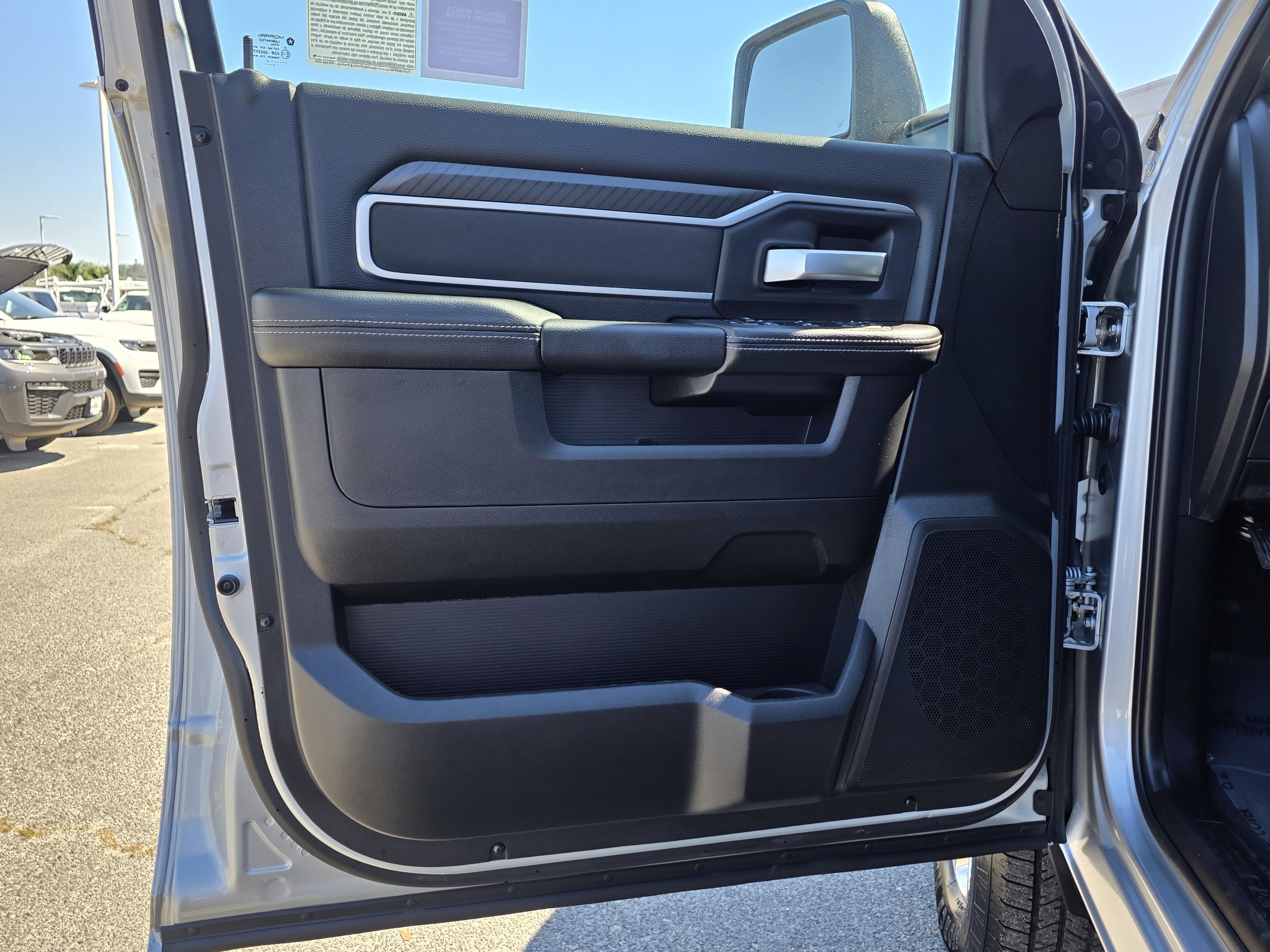New 2026 RAM 2500 Big Horn AWD/4WD image 11