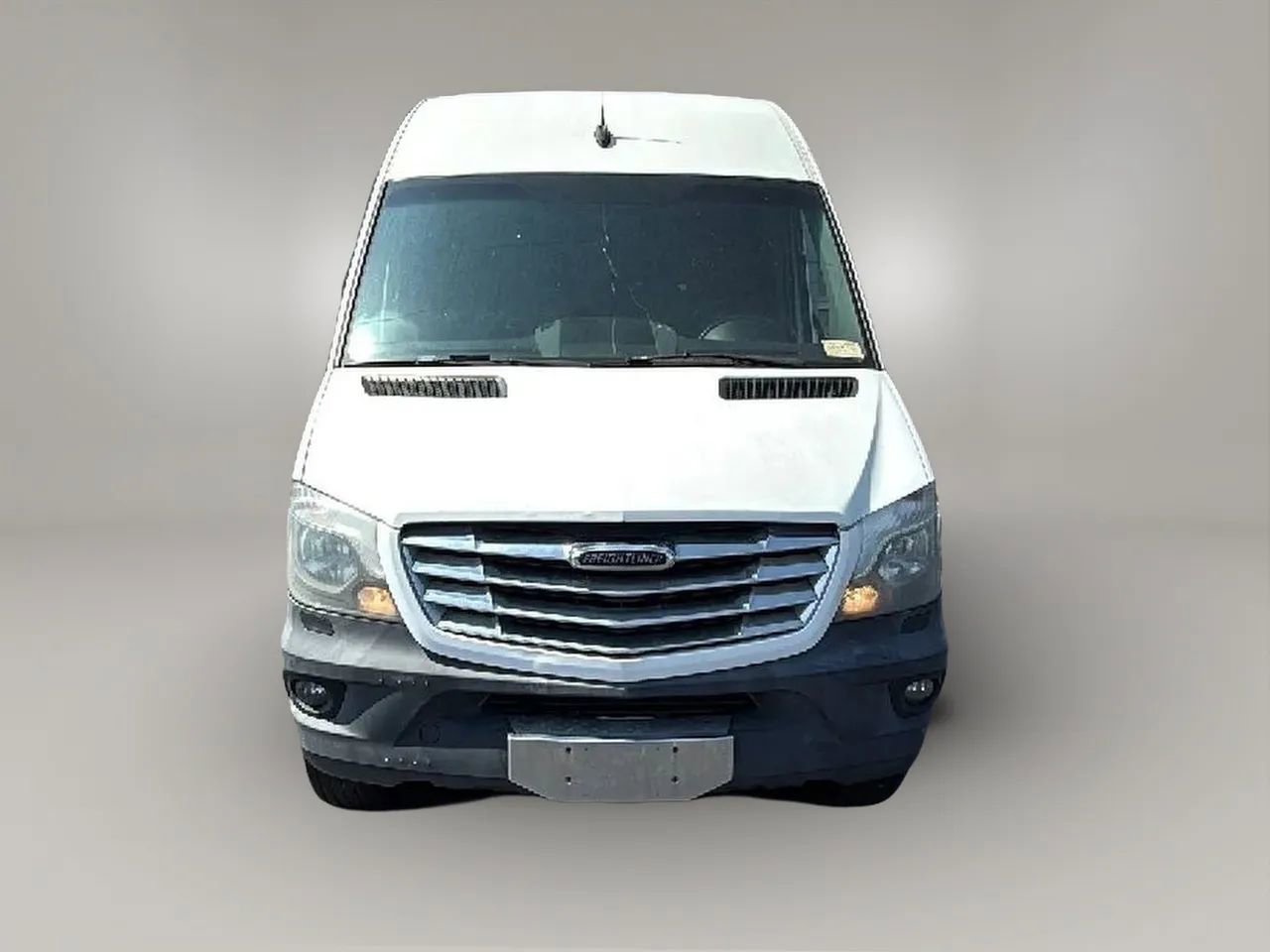 Used 2014 Freightliner Sprinter 2500 image 3