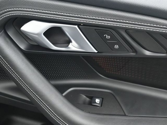 Used 2024 BMW M240i Coupe w/ Premium Package image 17