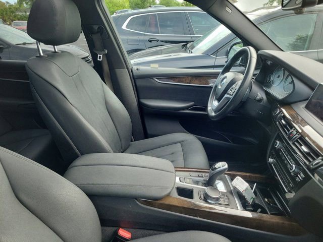 Used 2018 BMW X5 sDrive35i RWD image 3