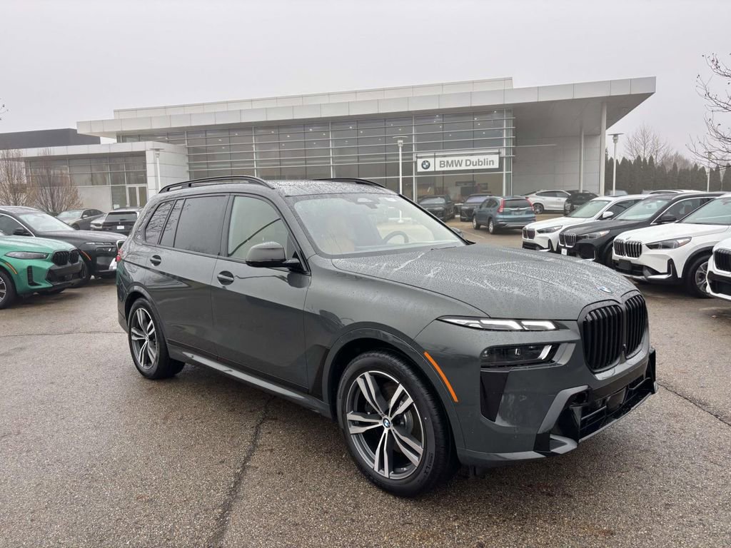 New 2026 BMW X7 xDrive40i w/ M Sport Package