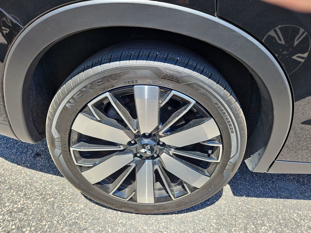 Used 2025 Mitsubishi Outlander SE AWD/4WD image 9