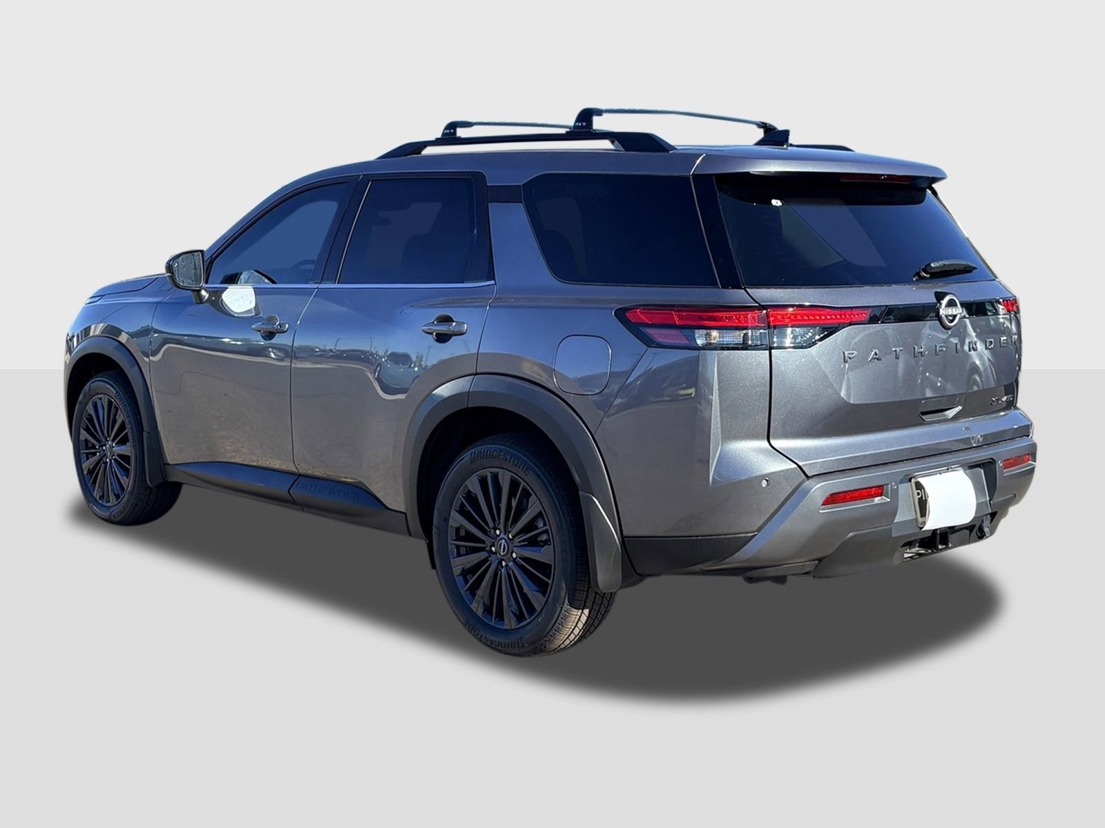 New 2026 Nissan Pathfinder SL image 3