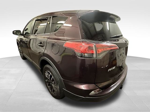 Used 2018 Toyota RAV4 LE w/ All Weather Liner Package AWD/4WD image 4