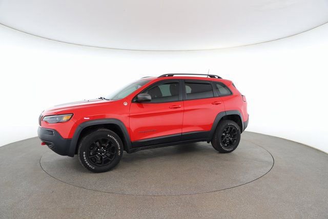 Used 2019 Jeep Cherokee Trailhawk w/ Cold Weather Group image 4