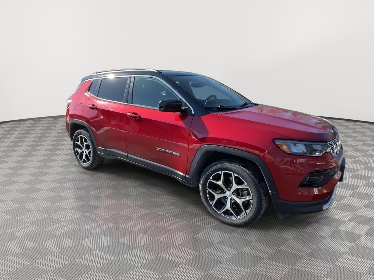 Used 2024 Jeep Compass Limited AWD/4WD image 2