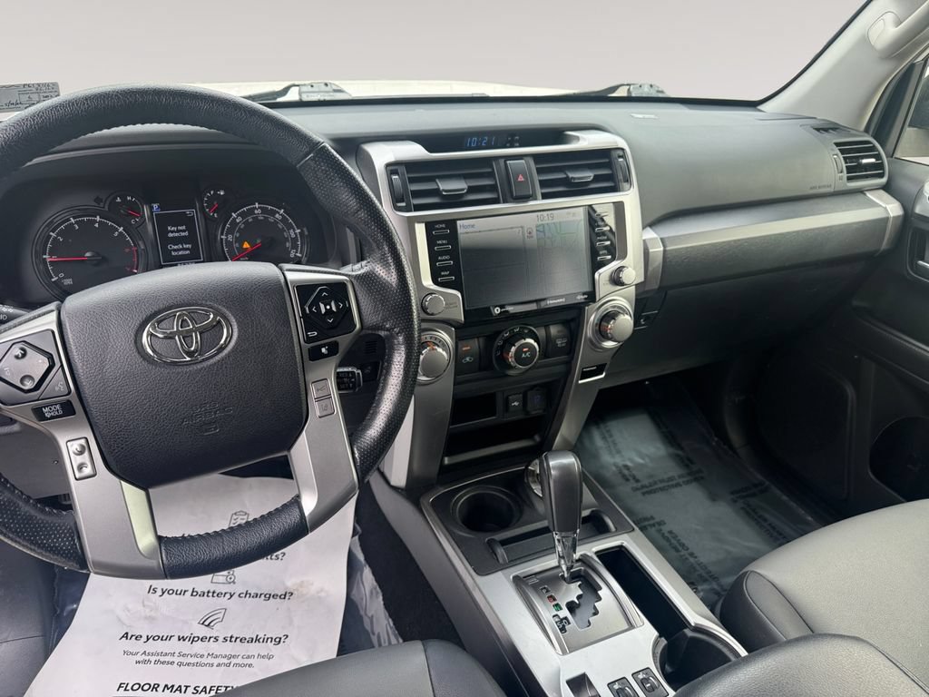 Used 2023 Toyota 4Runner SR5 Premium w/ Moonroof Package AWD/4WD image 10
