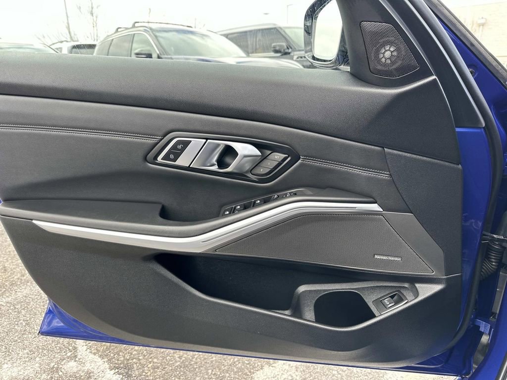 Used 2023 BMW M3 Competition image 24