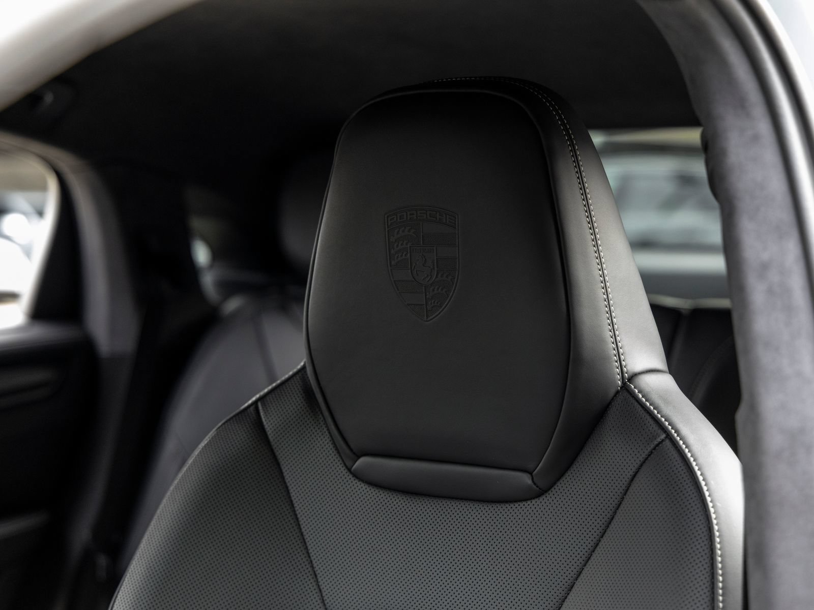 Certified 2023 Porsche Cayenne Turbo GT AWD/4WD image 30