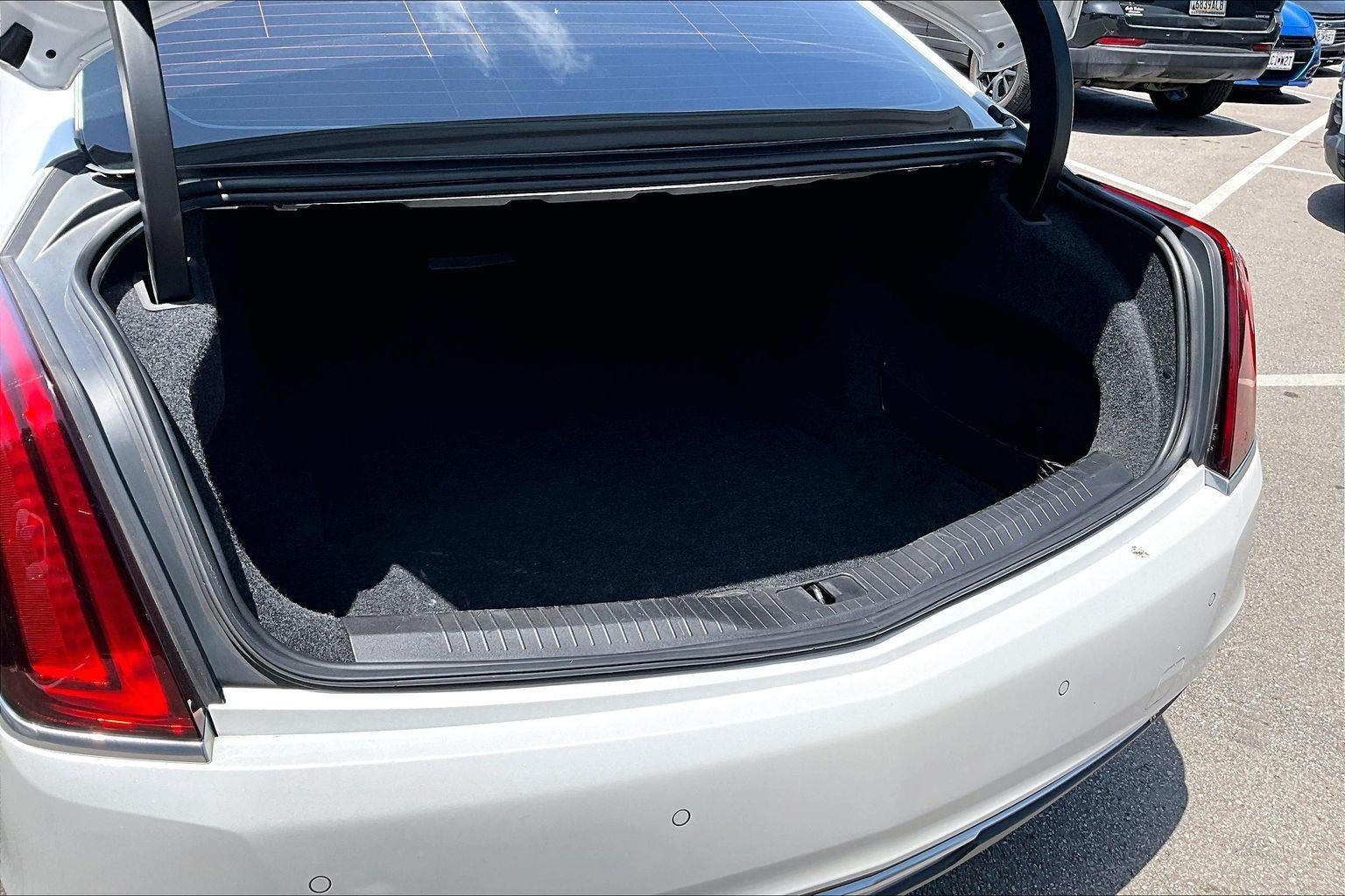 Used 2017 Cadillac CT6 Luxury AWD/4WD image 4