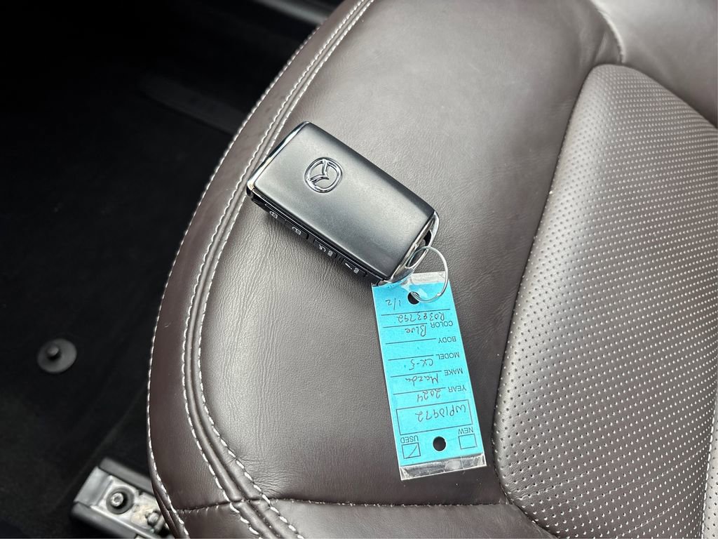 Used 2024 MAZDA CX-5 Signature image 42