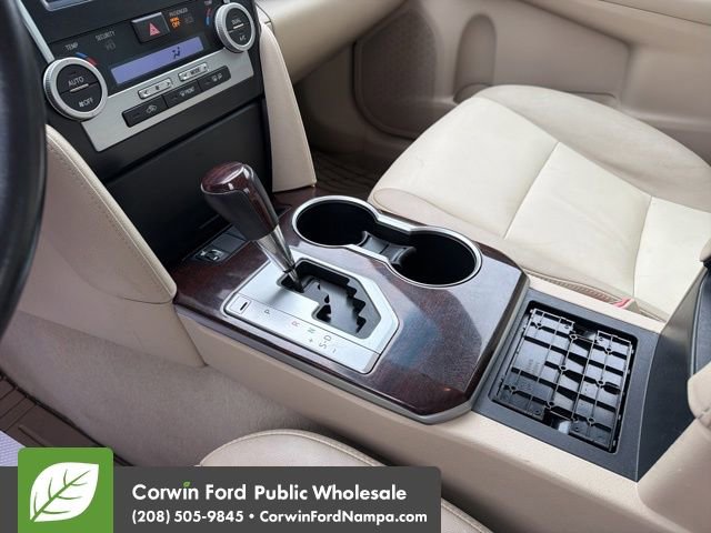Used 2014 Toyota Camry XLE w/ Leather Package FWD image 21