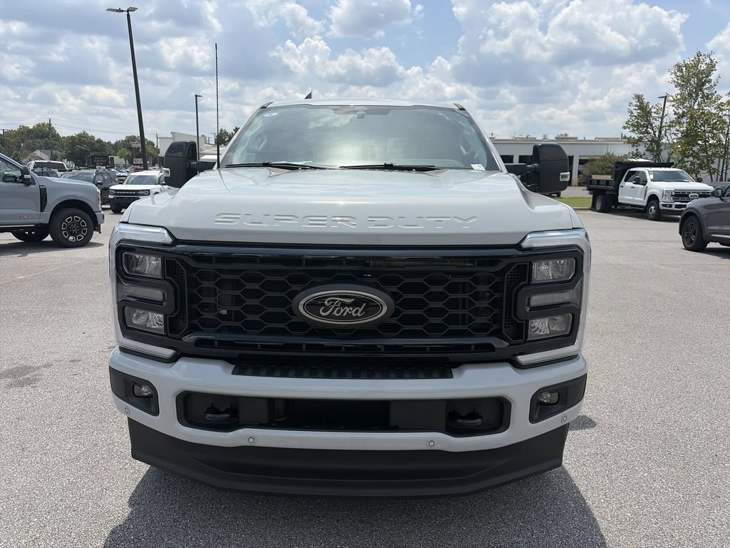 New 2026 Ford F250 Lariat w/ Black Appearance Package AWD/4WD image 10