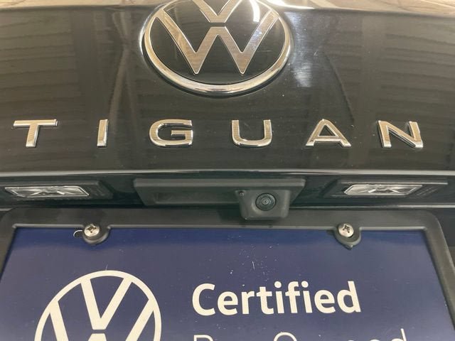 Certified 2024 Volkswagen Tiguan SE AWD/4WD image 8