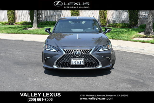 Used 2023 Lexus ES 300h w/ Premium Package FWD image 2