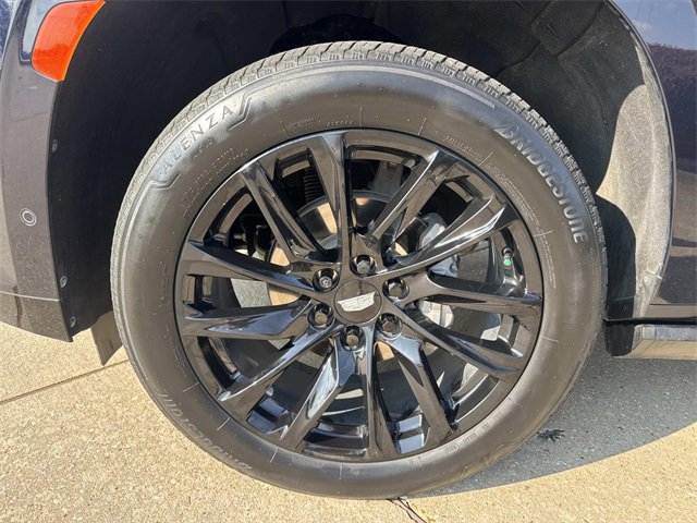 Used 2024 Cadillac Escalade Sport w/ LPO, ONYX Package image 7