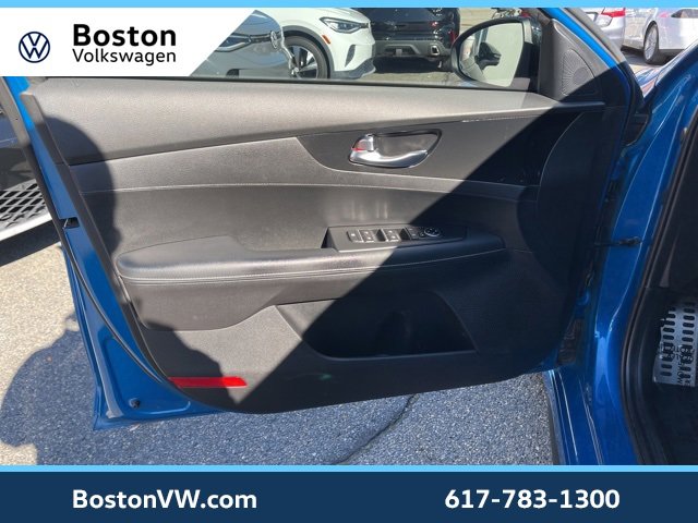 Used 2023 Kia Forte GT-Line w/ GT-Line Technology Package image 29