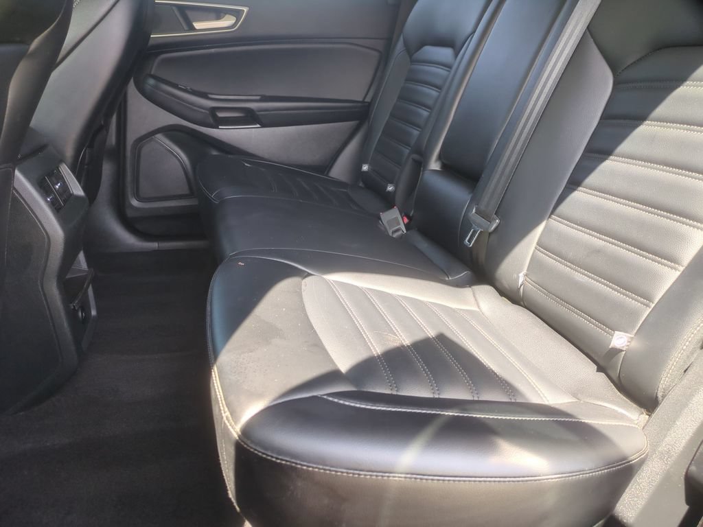 Used 2024 Ford Edge SEL AWD/4WD image 14