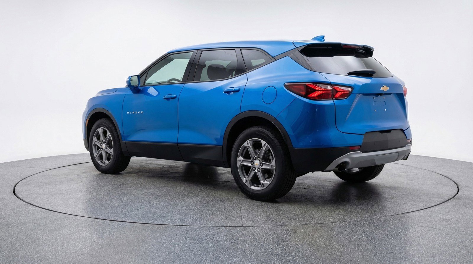 Used 2025 Chevrolet Blazer LT image 6