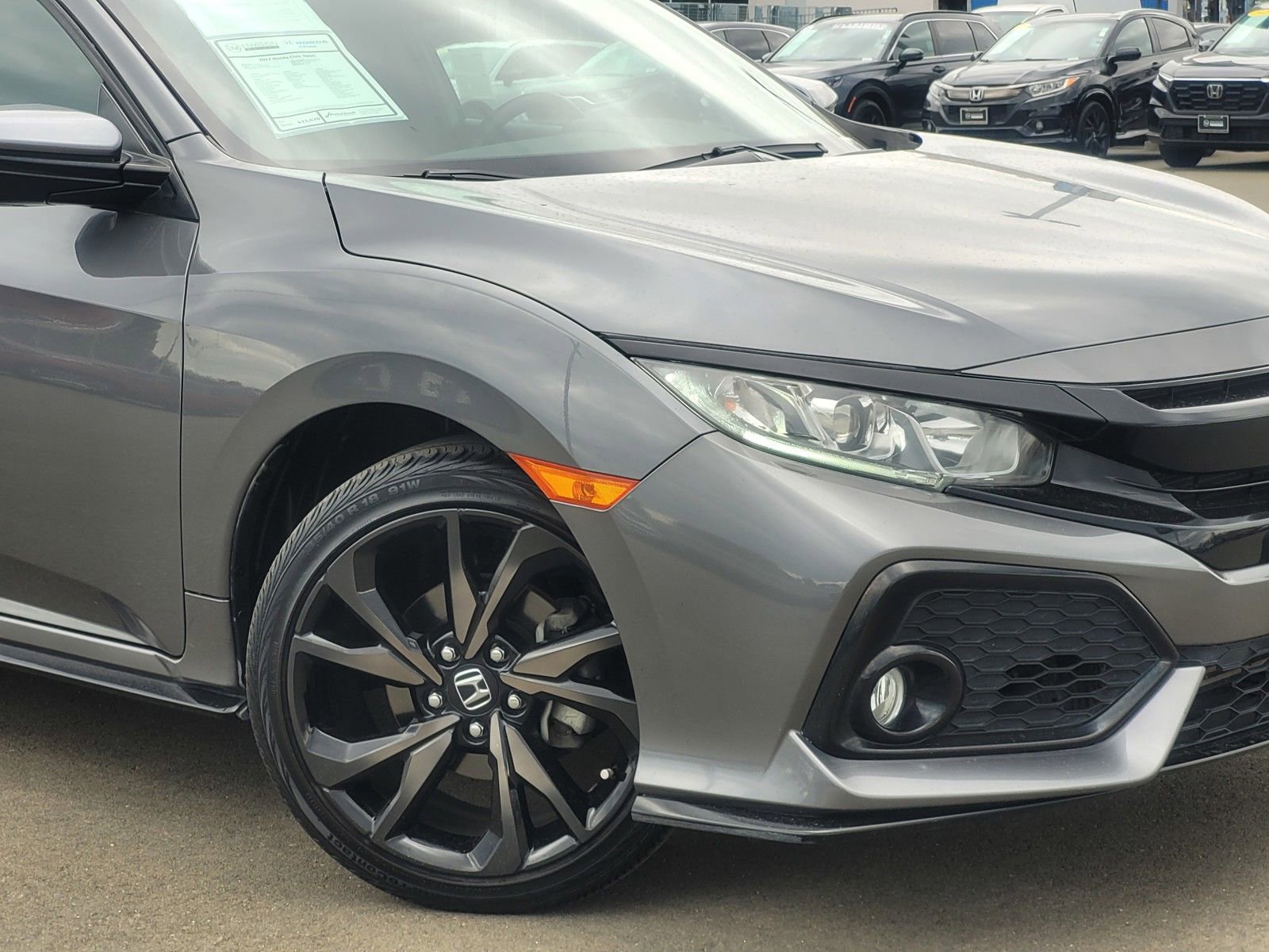 Used 2017 Honda Civic Sport image 3