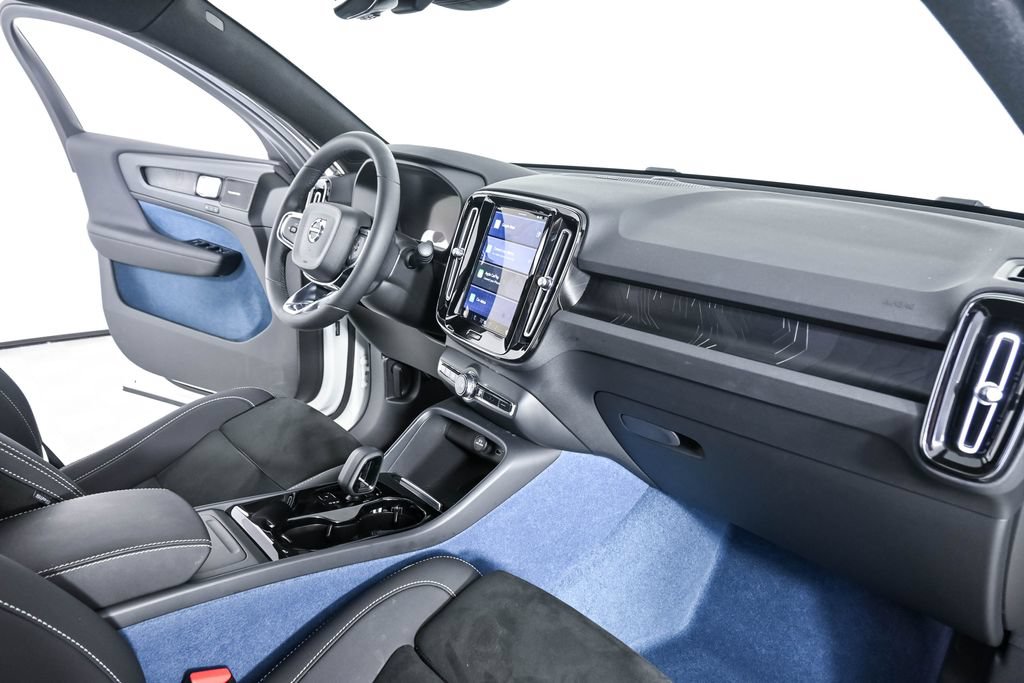 Certified 2023 Volvo C40 P8 Recharge Ultimate AWD/4WD image 26