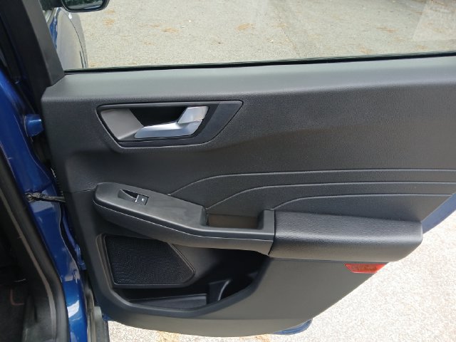 Certified 2023 Ford Escape ST-Line w/ Tech Pack #1 AWD/4WD image 41