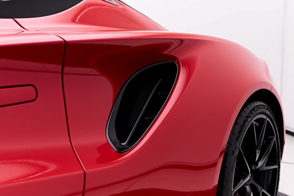 Used 2025 Lotus Emira RWD image 22