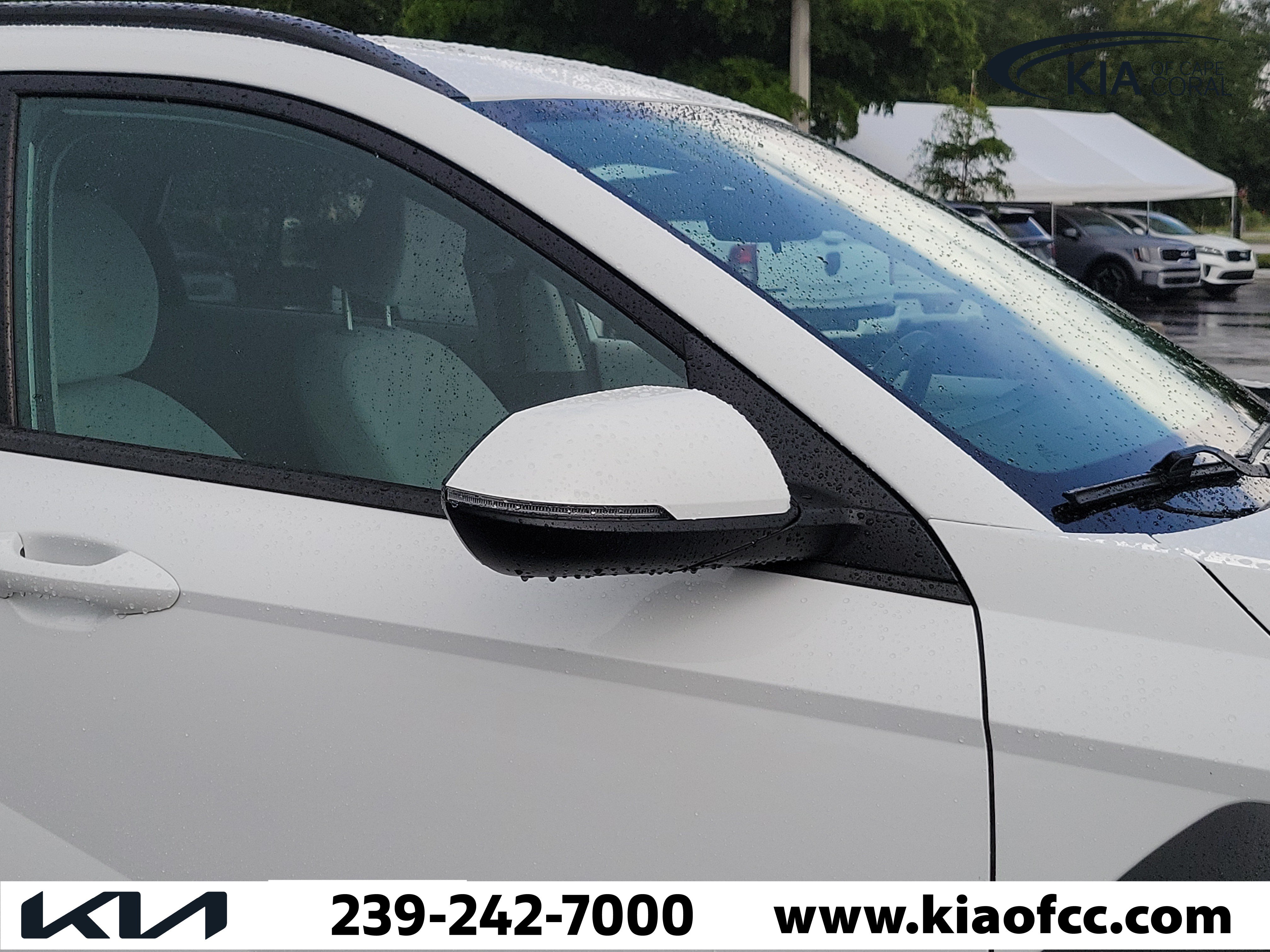 Used 2024 Hyundai Kona SEL FWD image 8